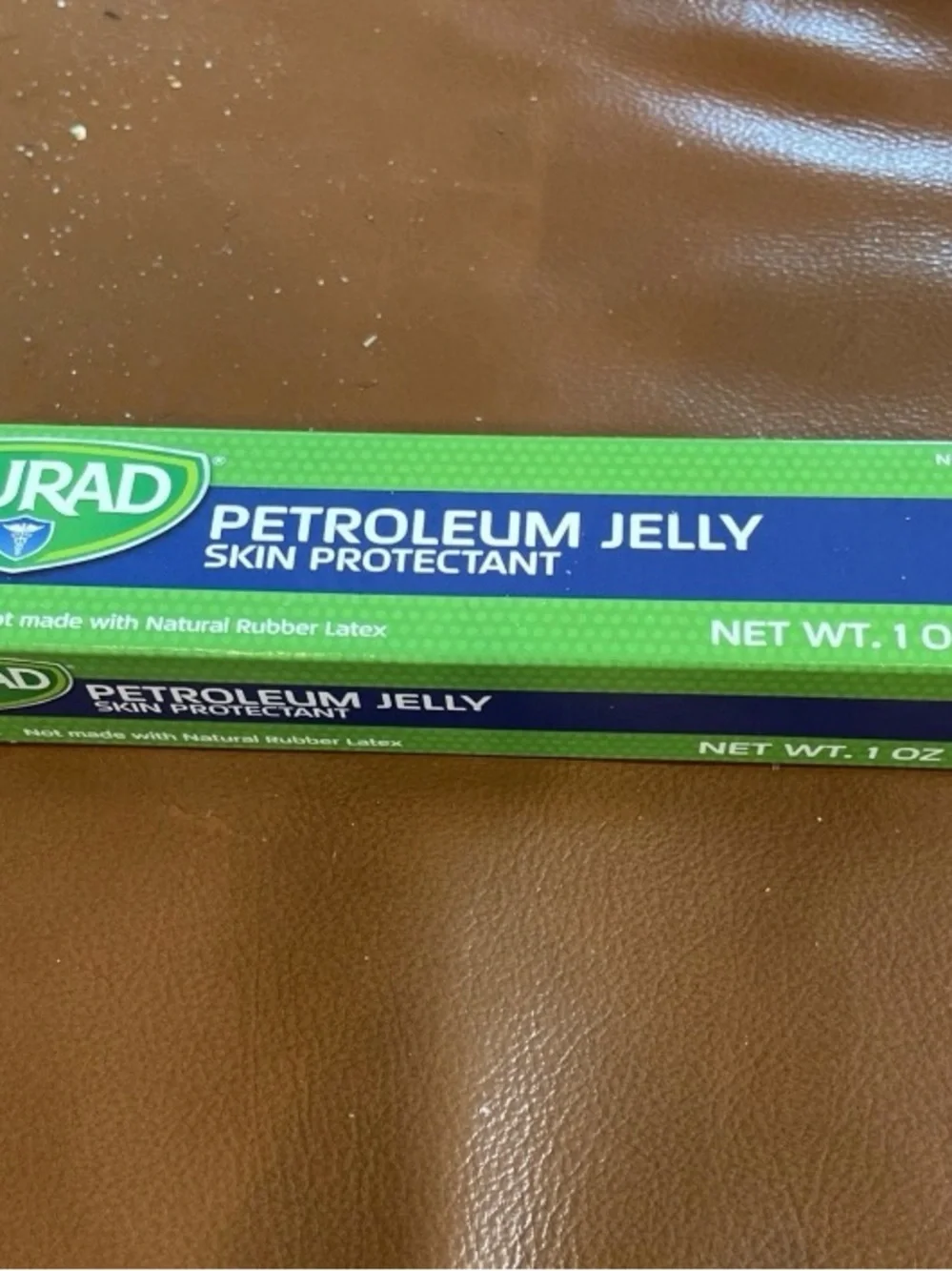 Curad Petroleum Jelly Tube Skin Protectant and Moisturizer for Dry Skin 1 Oz